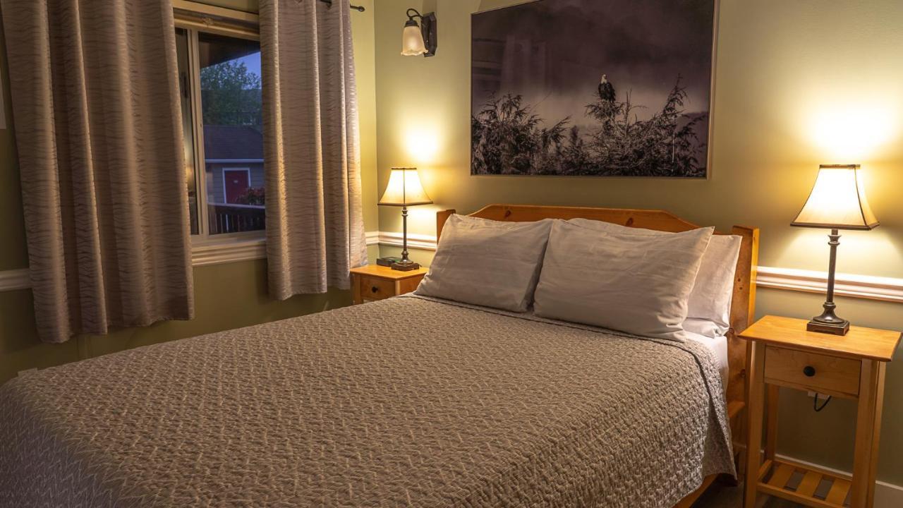Wild Pacific Guest Suites Ucluelet Eksteriør bilde